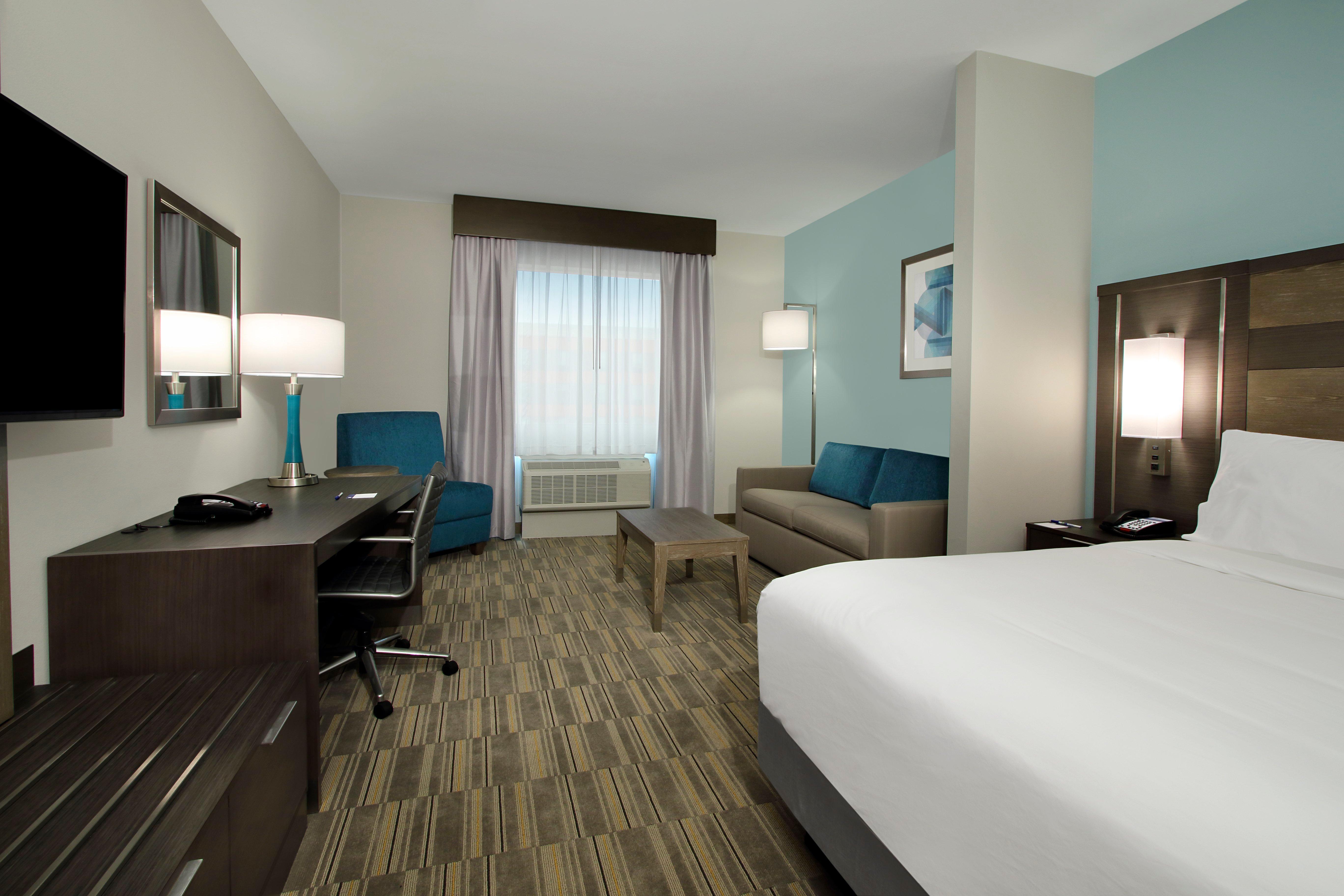Holiday Inn Express & Suites - Lake Charles South Casino Area By Ihg Exterior photo