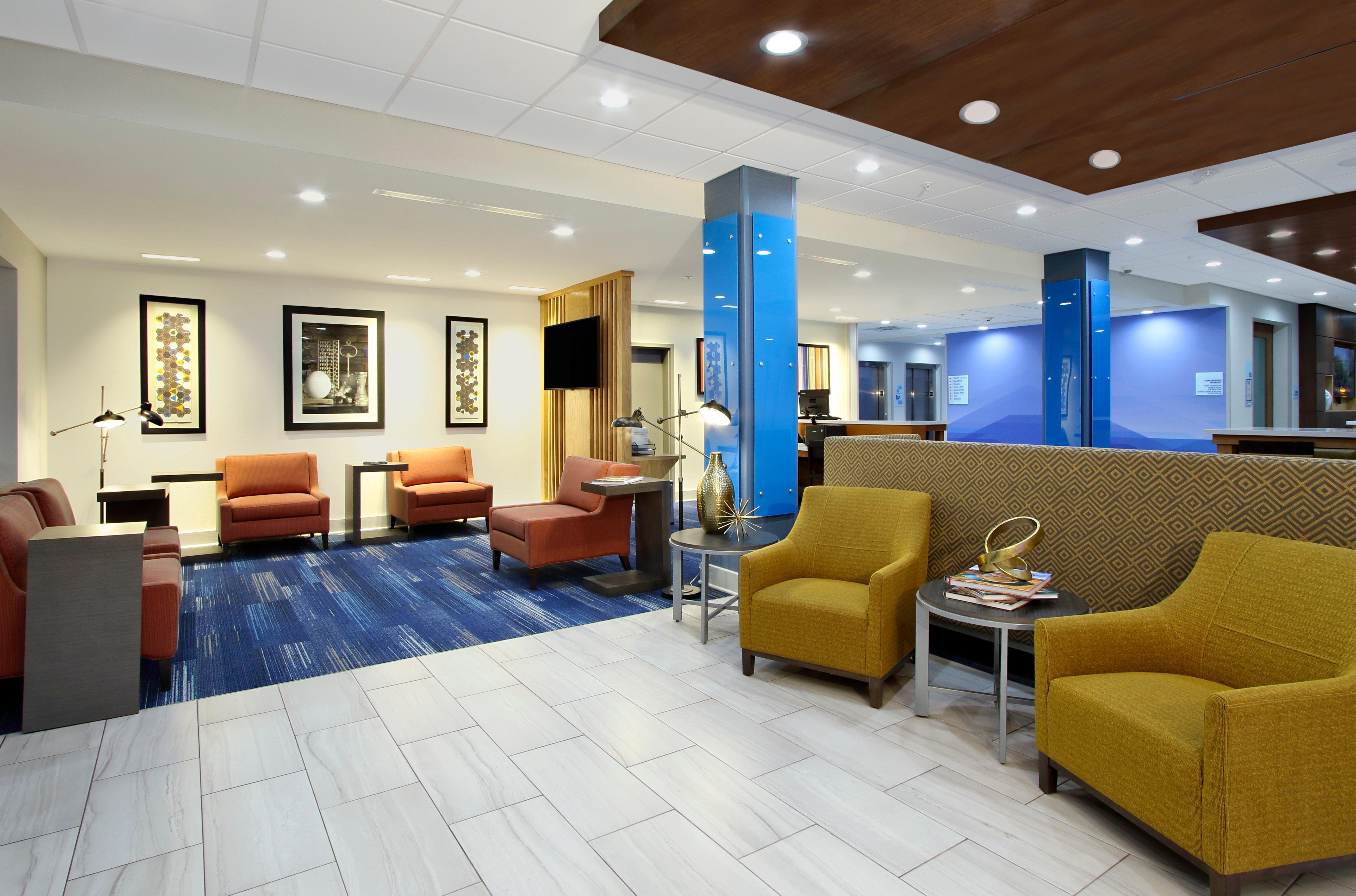 Holiday Inn Express & Suites - Lake Charles South Casino Area By Ihg Exterior photo